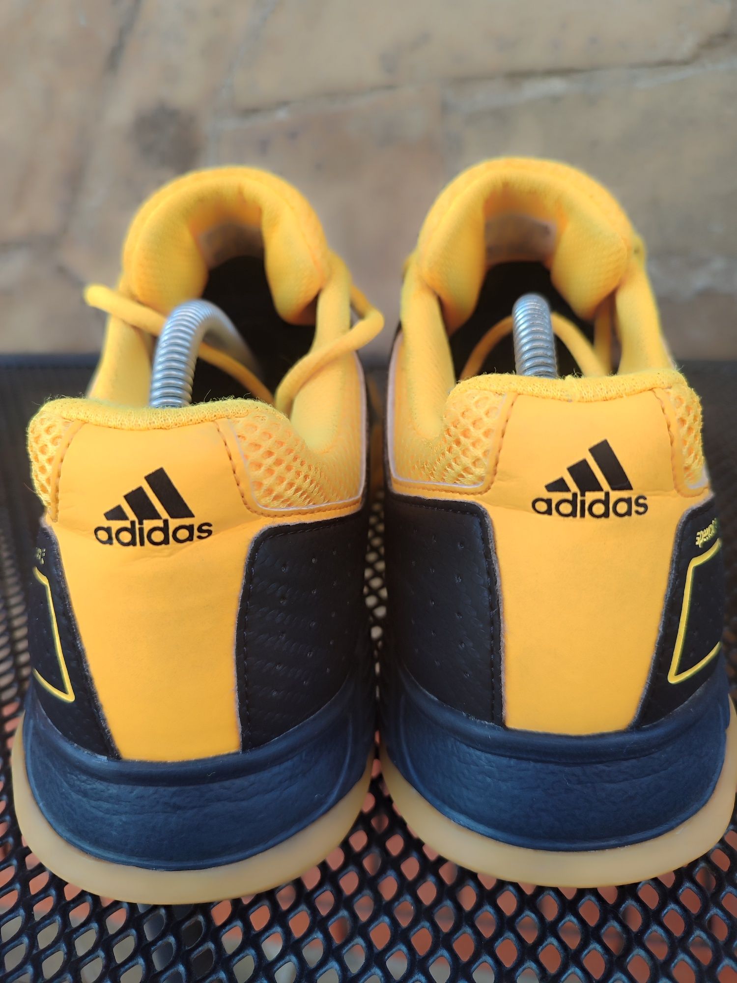Кроссовки Adidas 42,5 размер (оригинал)