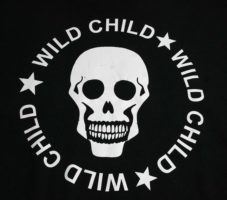 Butikowa asymetryczna koszulka z długim rękawem MOJE Wild Child