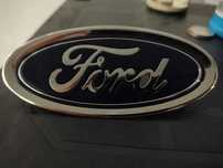 Emblemat znaczek ford