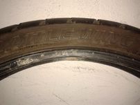 Pneu Frente Mota Bridgestone “Battle Wing BW501” Com Cerca de 38000Km