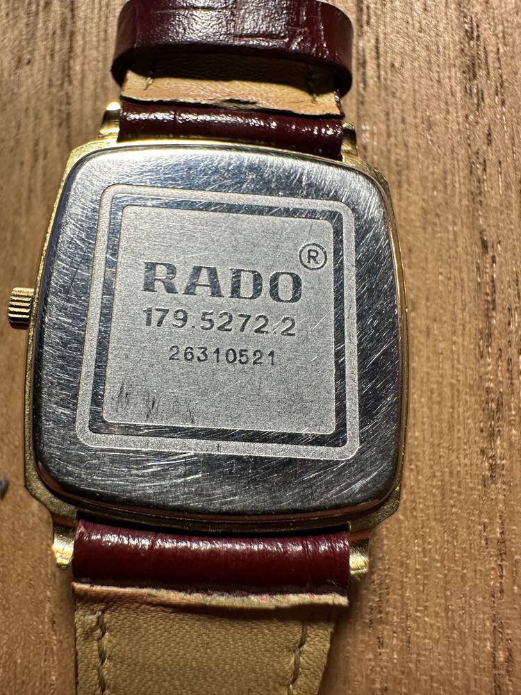 Zegarek RADO Vintage Kwarcowy Złoty