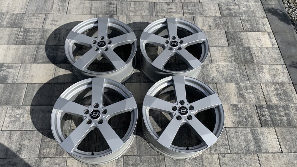 Sprzedam felgi aluminiowe Dezent do Hyundai Kia 5x114,3 19 cali