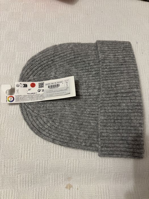 Продам шапку Pull&Bear