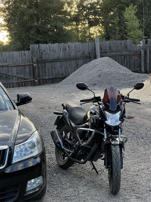 Мотоцикл Lifan kp 200