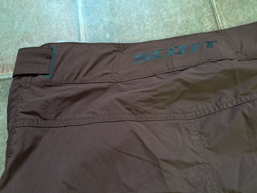 Шорти Scott     .