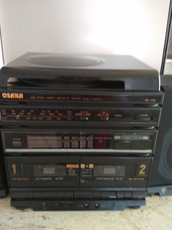 Sprzedam wieże kasetową OSAKA z gramofonem.