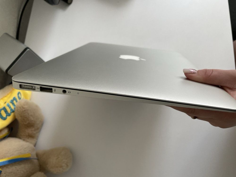 Apple MacBook Air 15 2012