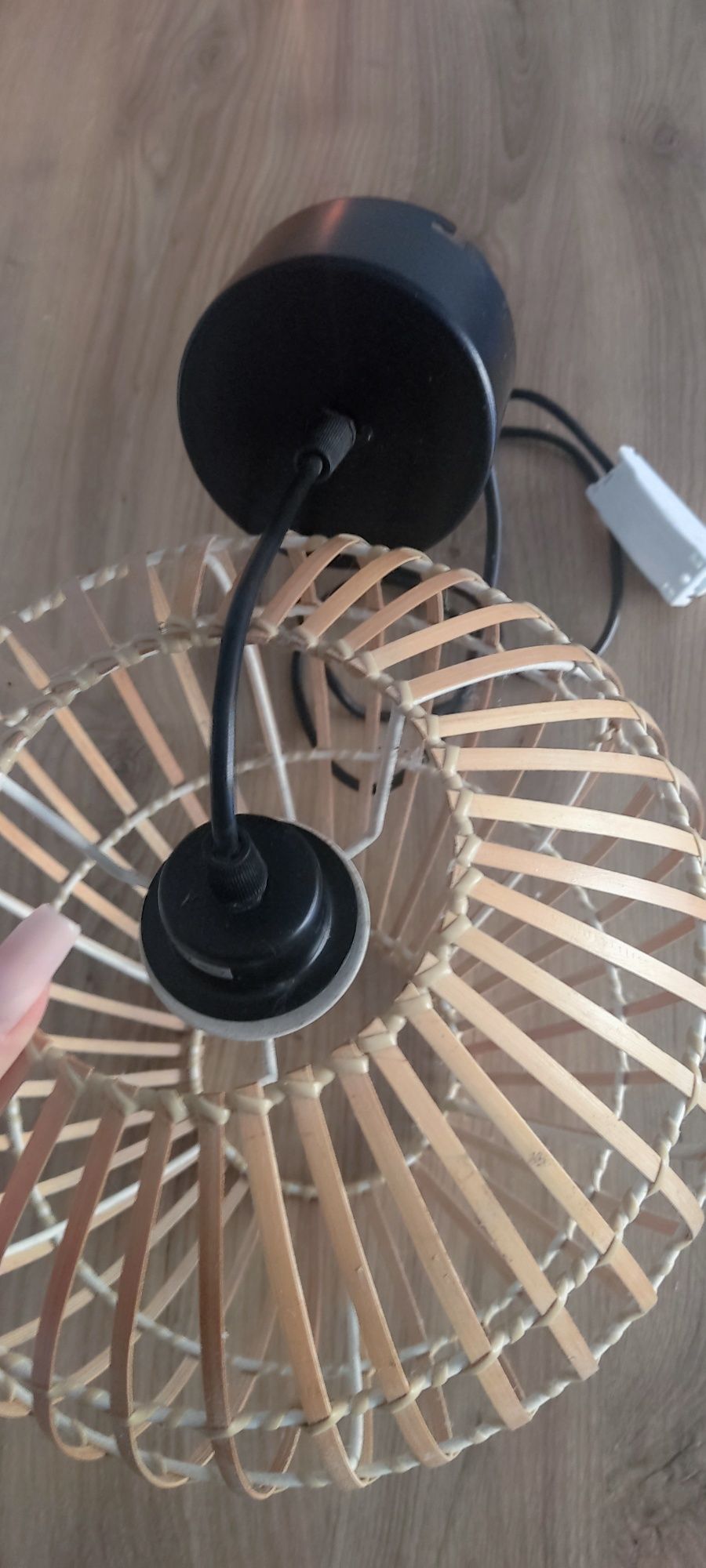 Lampa wisząca drewniana