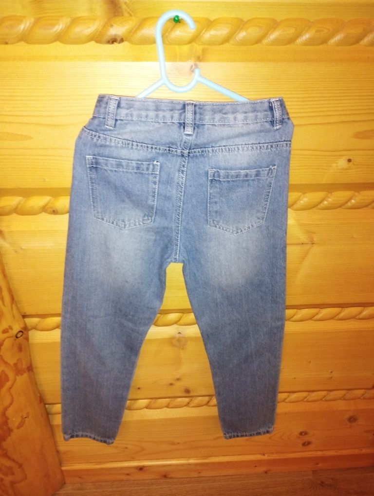Spodnie jeansowe rozmiar 134 nowe