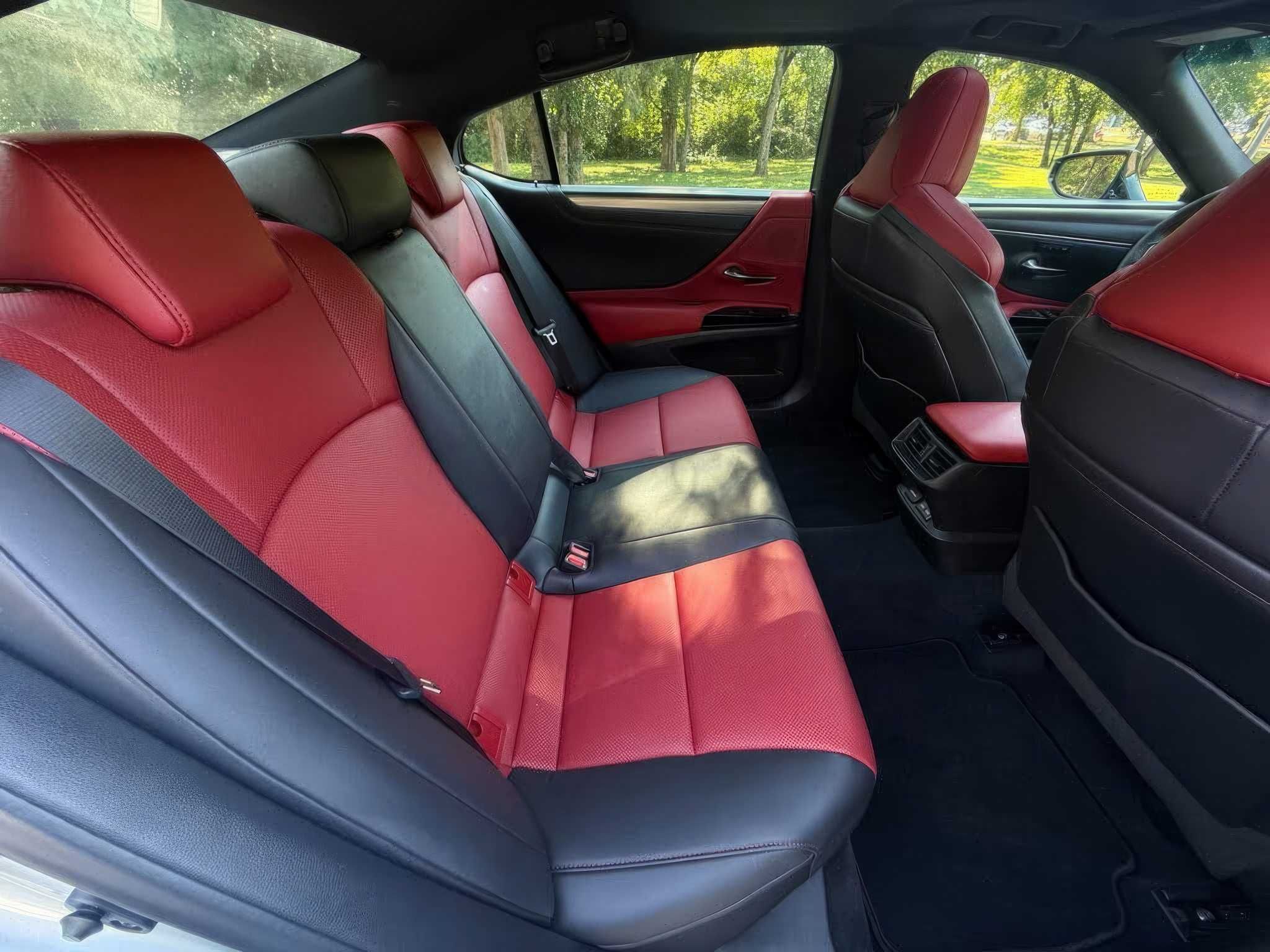 2022 Lexus ES 350
