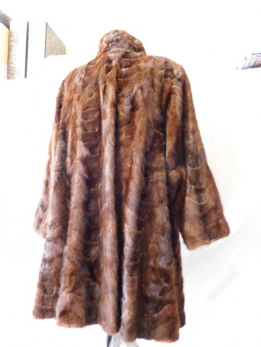 Casaco em Vison médio evasé