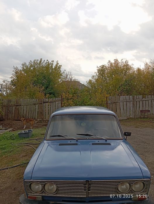 Продам свою машыну на полном ходу.