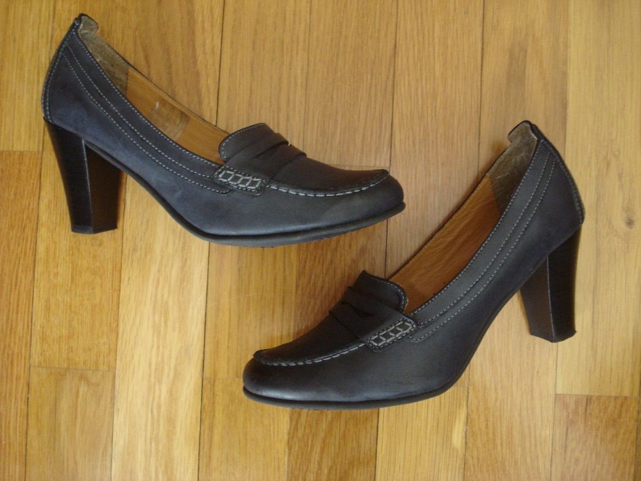 Sapatos pele azul escuro tacão 7cm 38 MOVE ON/ AEROSOLES