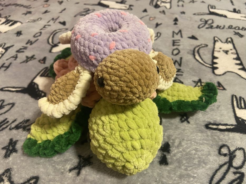 Продам вязаные игрушки черепахи