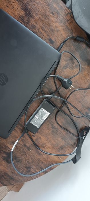 Laptop HP i5 16giga ram z grami