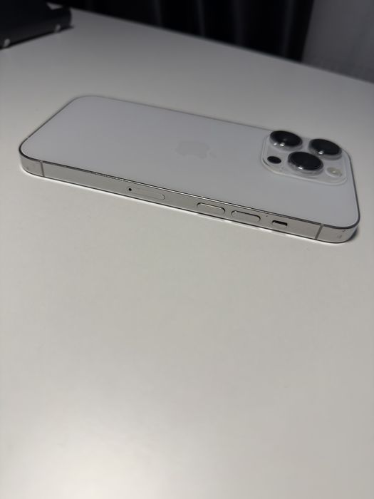 Apple iPhone 14 Pro 256GB Silver!! Sim + Esim!! 380$