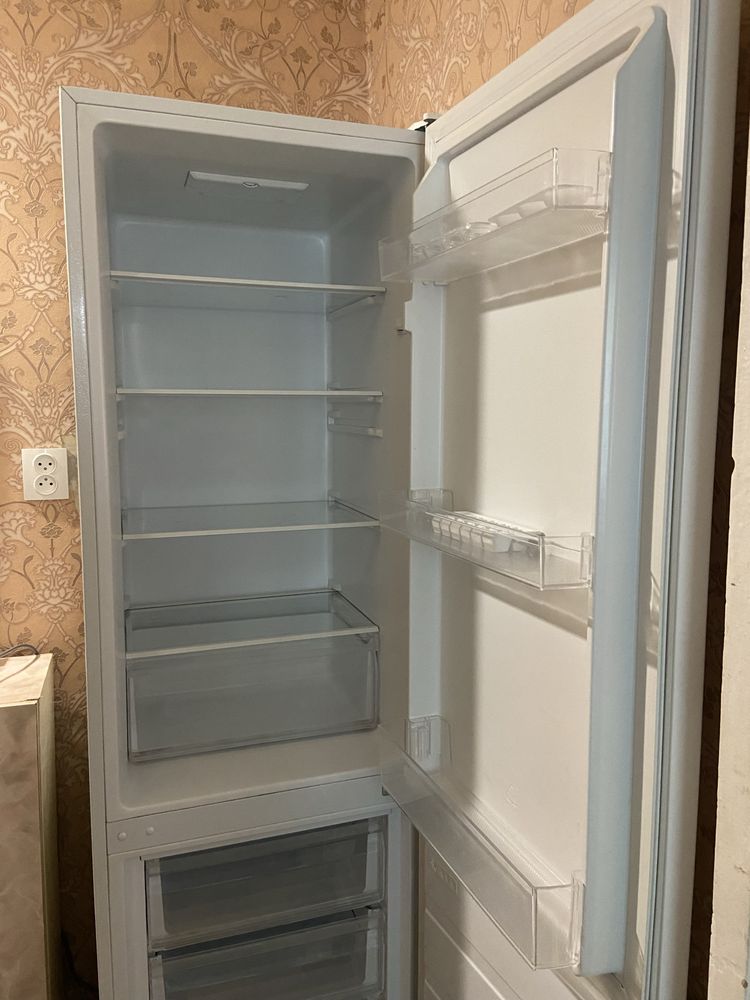 Elenberg bmf-180 Холодильник