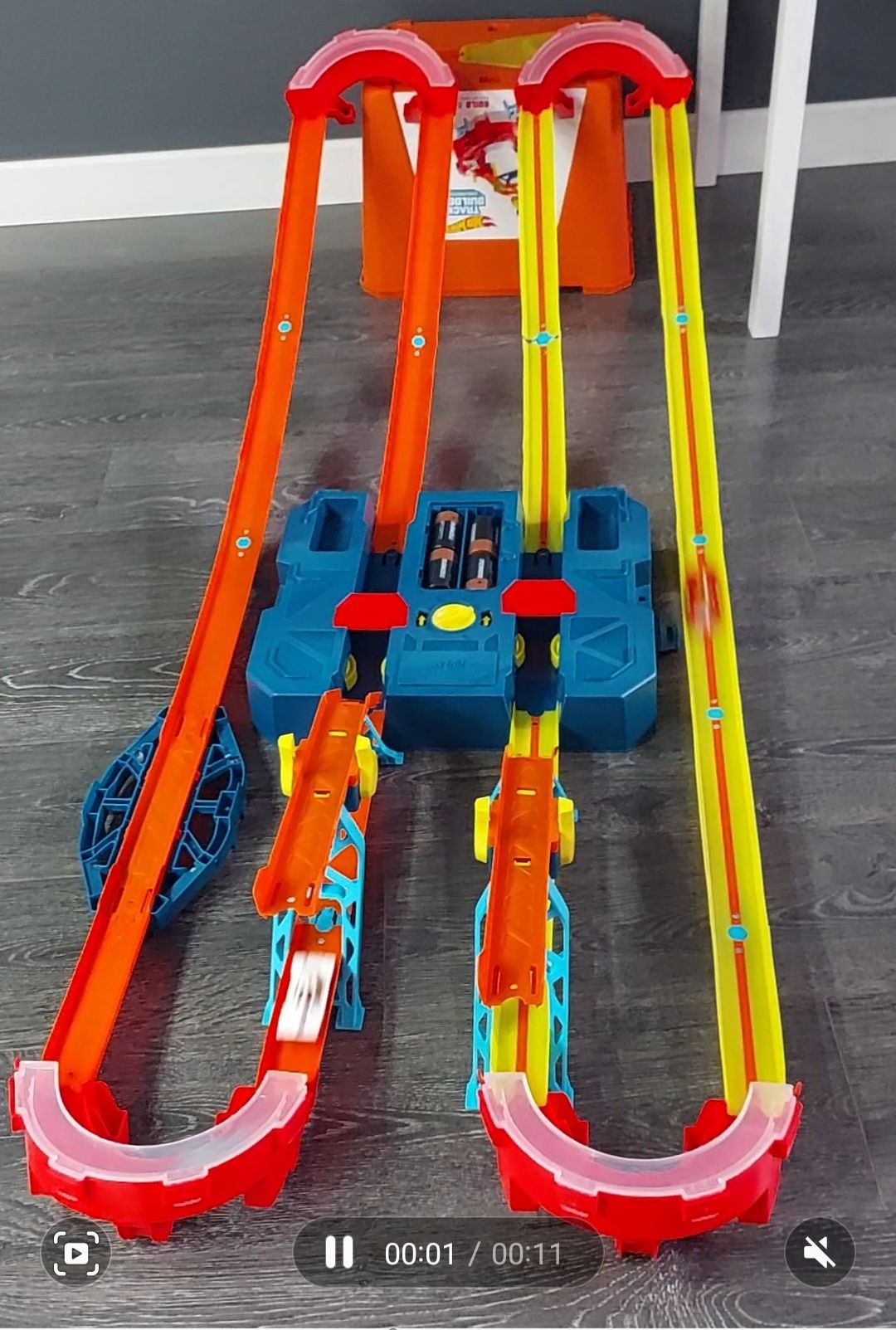 Hot Wheels Track Builder