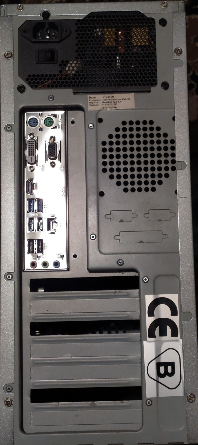 Komputer stacjonarny 4GB RAM, Dysk 512MB