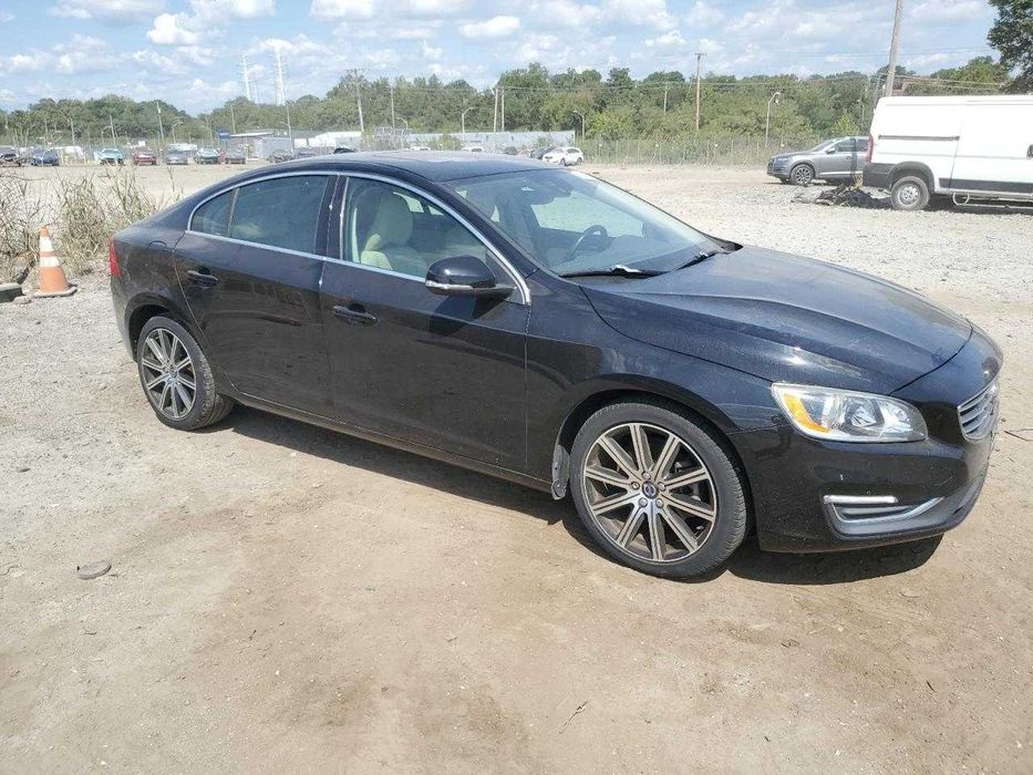 2017 Volvo S60 PREMIER