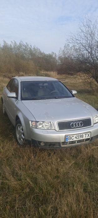 Ауді А4.   Терміново