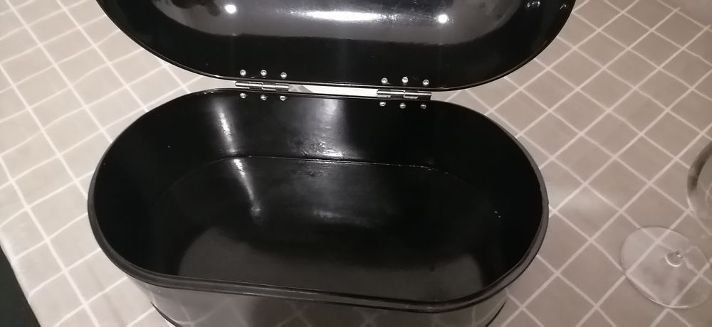 Chlebak (skrzynka na chleb)