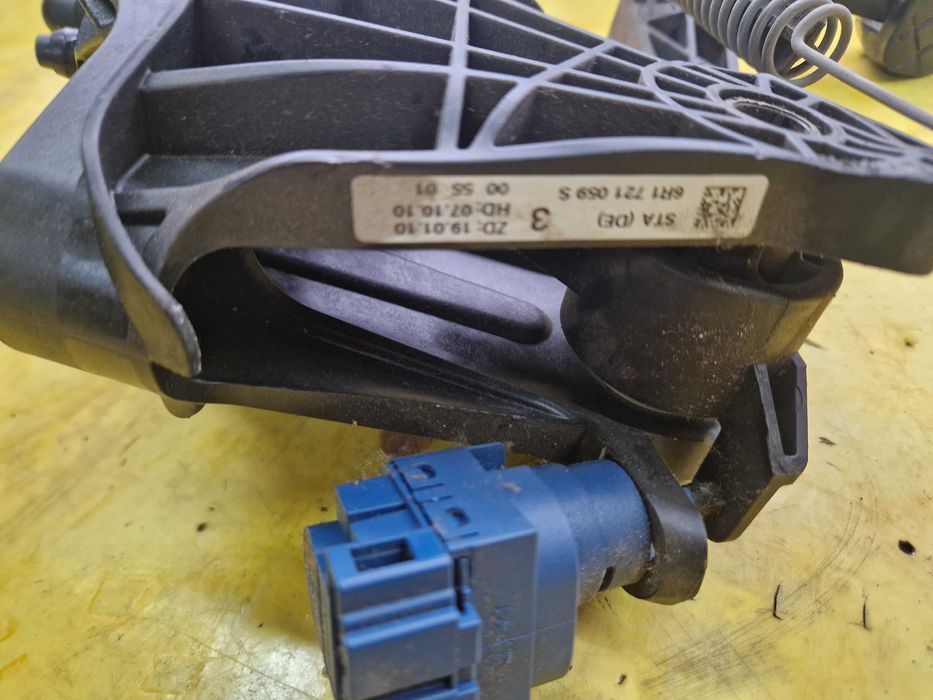 Pedał Sprzęgła Vw Audi Seat Skoda 6R1.721.059.S