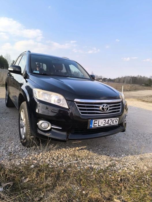 Toyota RAV4 Toyota RAV4 lifting rej 2010r. od lat w jednej rodzinie RAV4 2.0 b+g