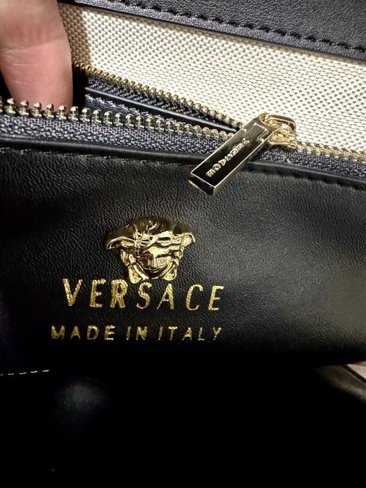 Сумка  Gianni Versace ,( оригинал, номерная)