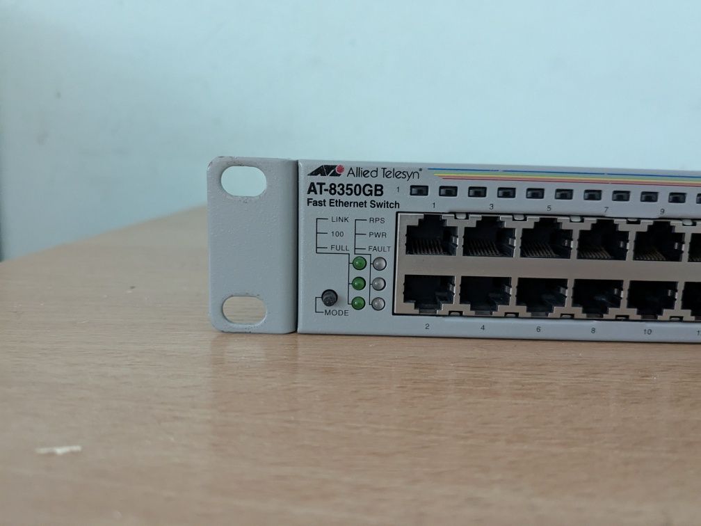 Комутатор Allied Telesyn AT-8350GB