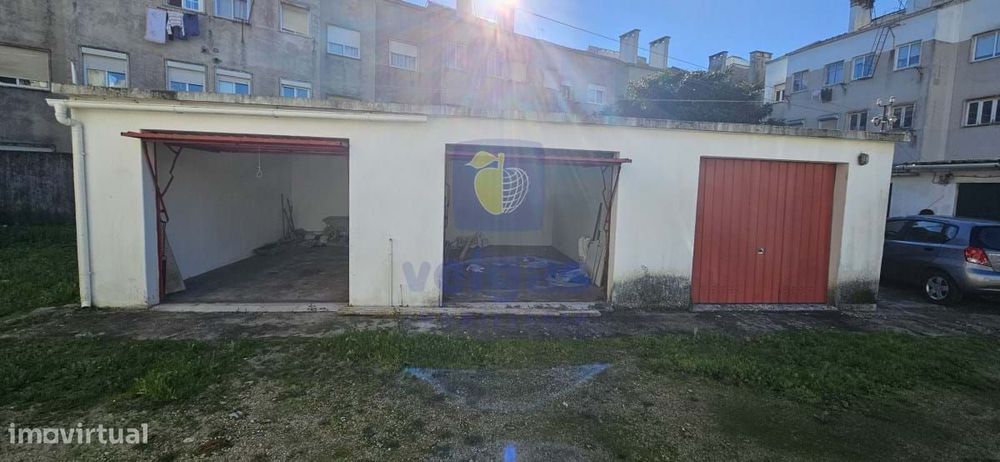 Garagem em Agualva