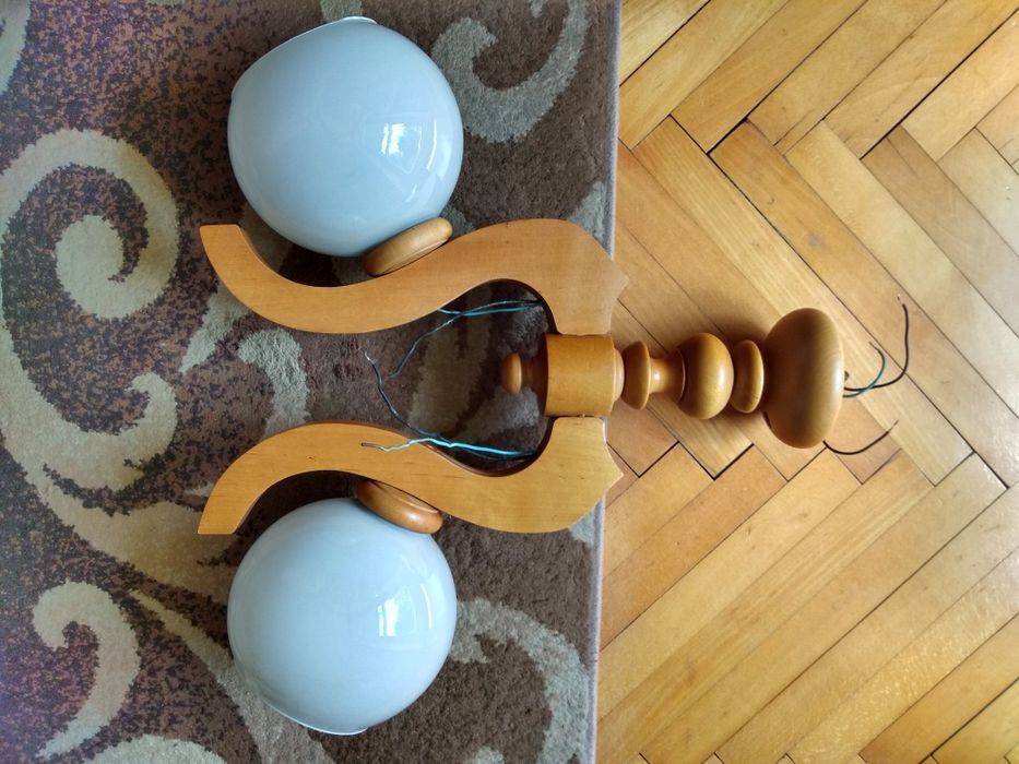 Lampa drewniana wisząca z lat 80 XX w