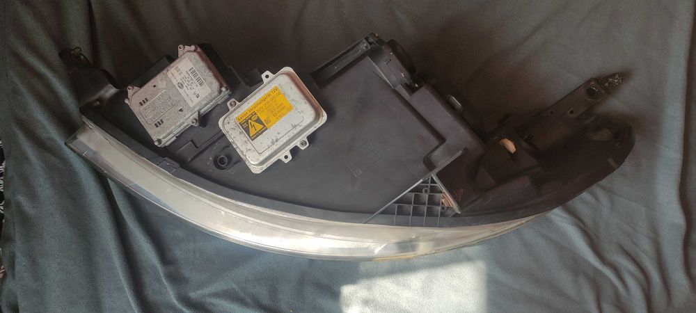 Peugeot 407 Coupe reflektory lampy