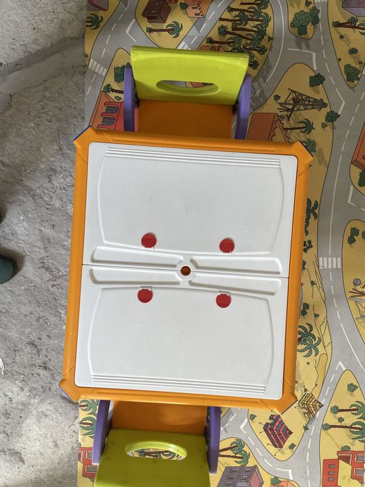 Mesa de desenho de criança