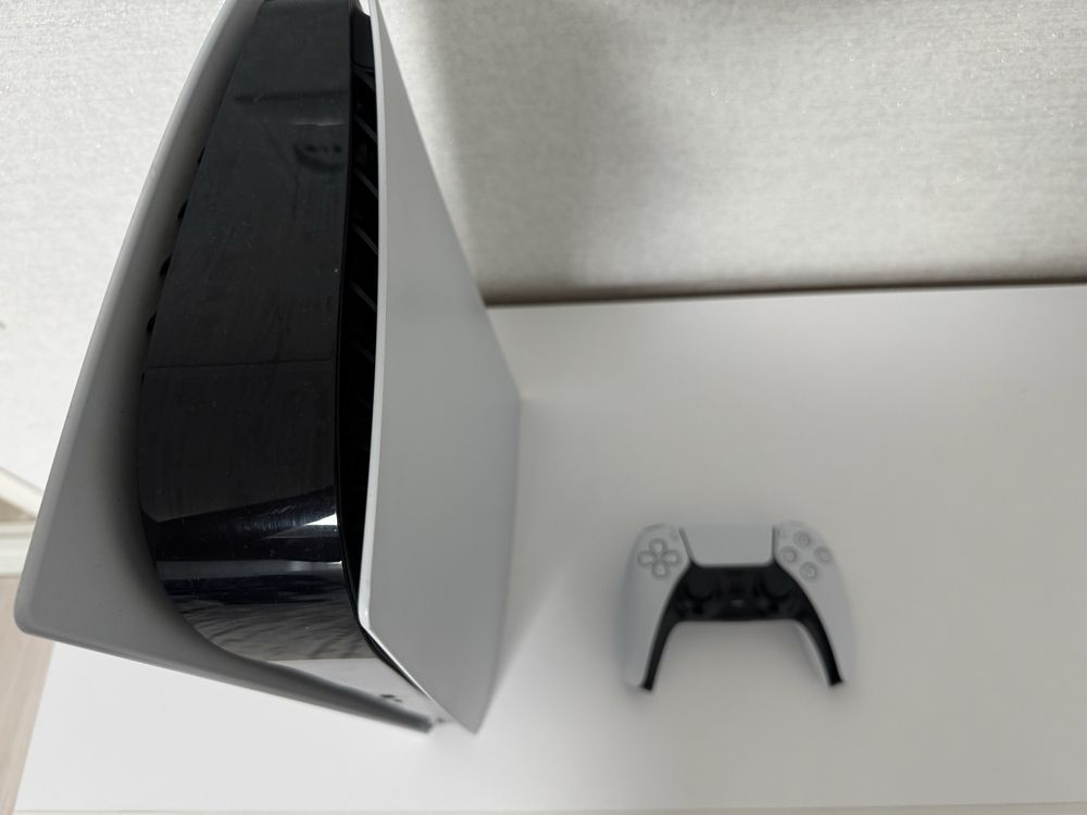 Ігрова приставка Sony PlayStation 5 Digital Edition