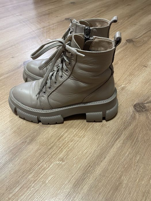 Черевики зимові жіночі