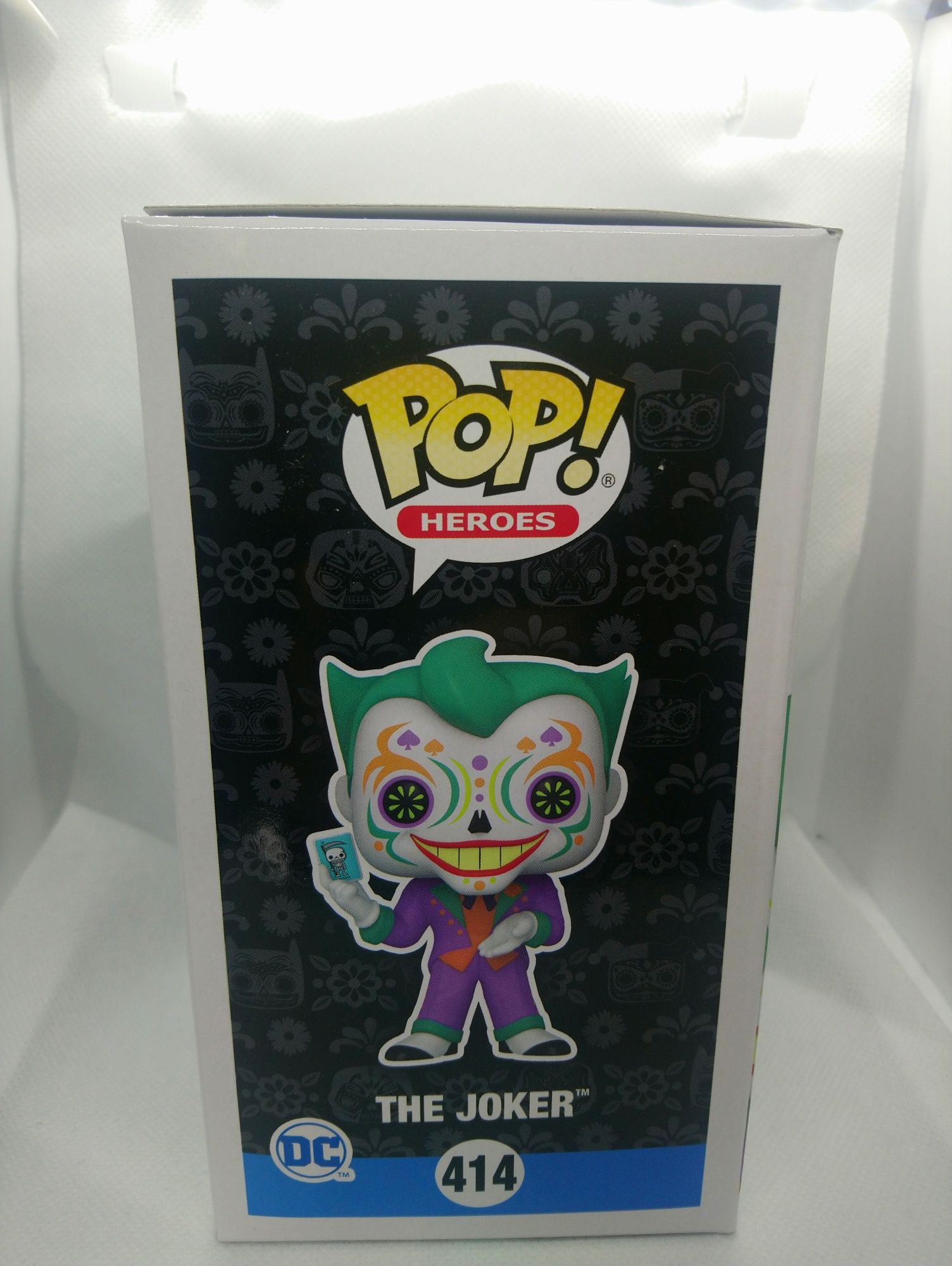 Funko Pop DC Joker GITD Dia de los Muertos 414