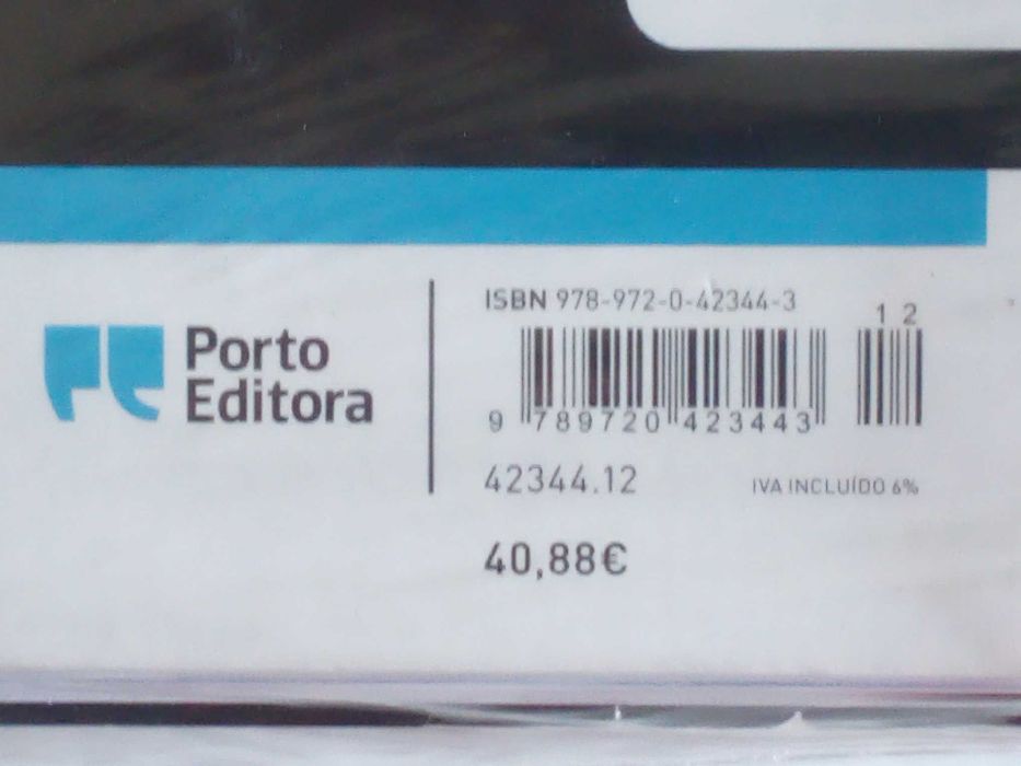 Manual escolar "Eu e a Química", 12º ano
