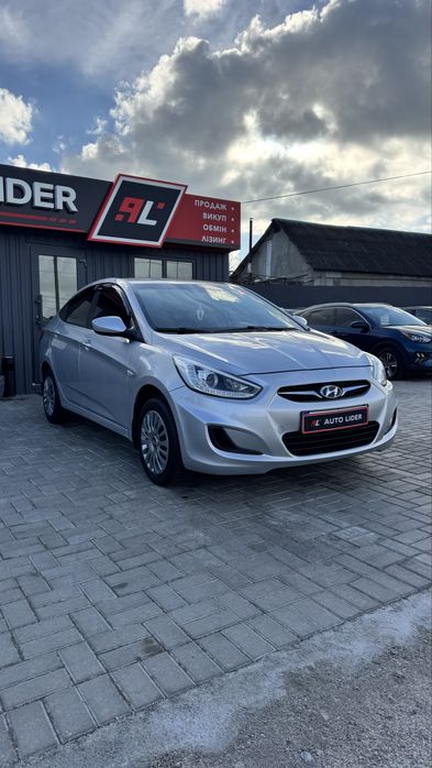 Офіційний Hyundai Accent Хюндай Акцент 2013 р 1,4 газ/бенз 5МКПП