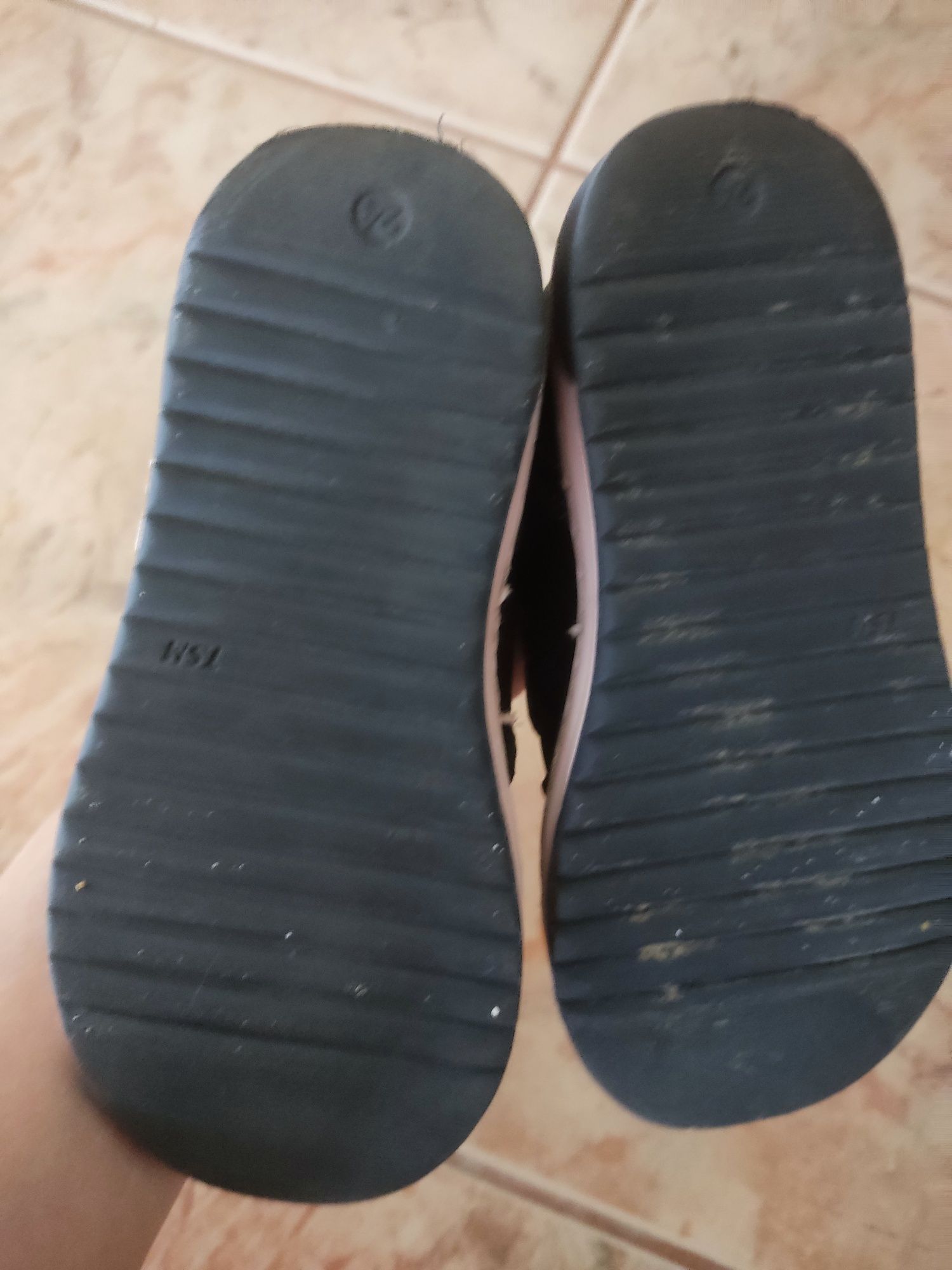Buty trzewiki Lasocki 24