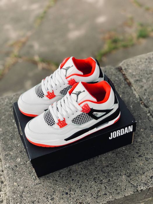 Кроссовки Nike Air Retro Jordan 4 red-white кроссовки Джордан 4
