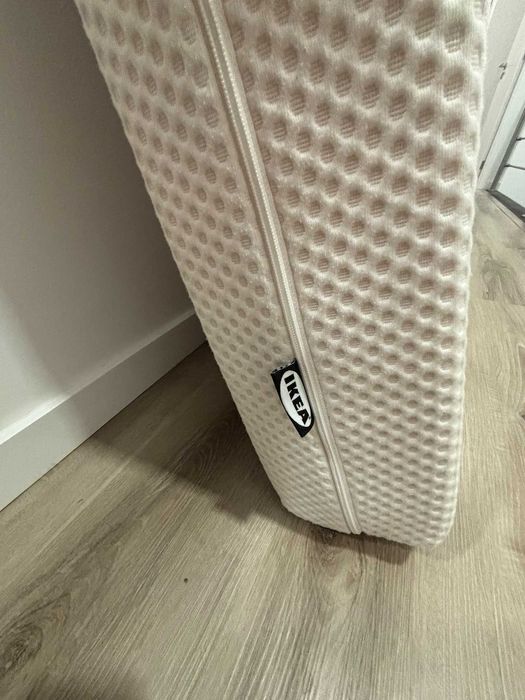 Colchão IKEA ÅBYGDA de espuma, firme/branco, 160x200 cm (bom estado)