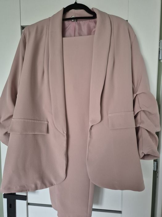 Garnitur damski XL pudrowy róż
