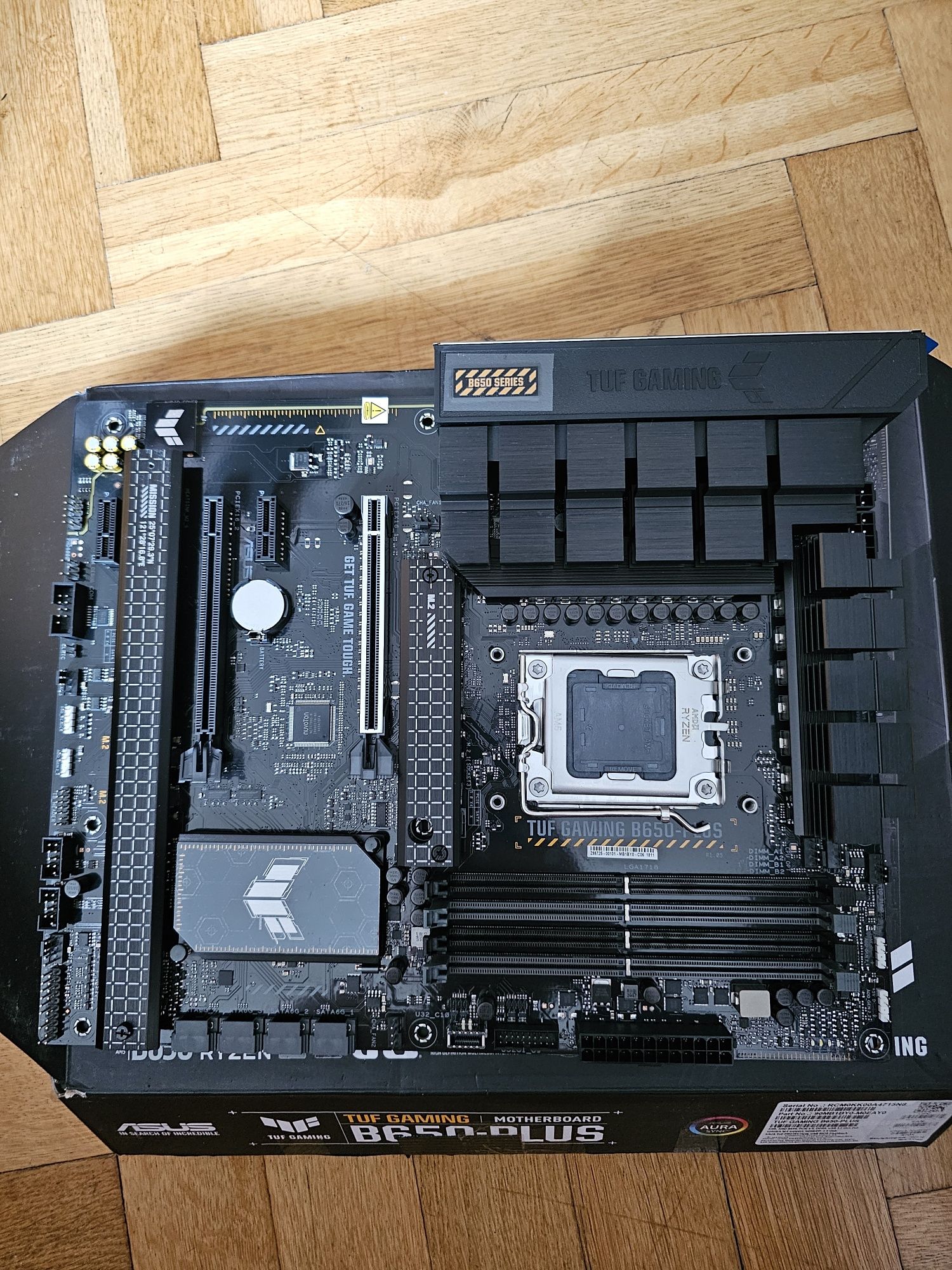 Płyta główna Asus B650-PLUS TUF Gaming AM5 socket Ryzen motherboard