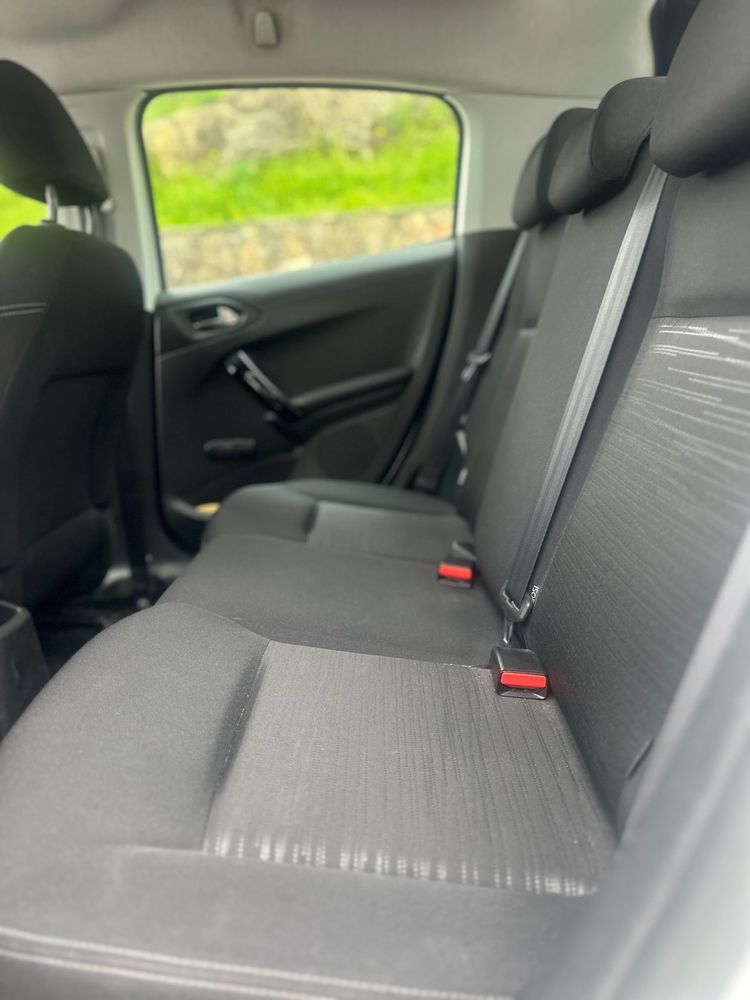 Peugeot 208 1.4hdi