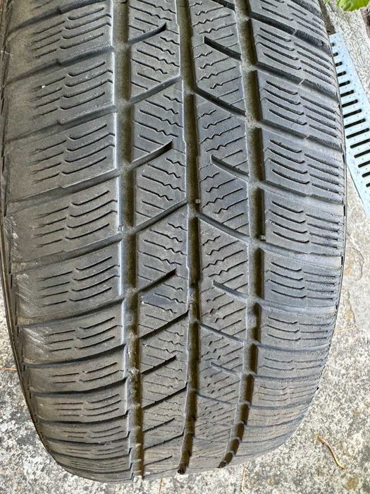 Продам шини зимові. 215/50R15 V XL 33/22 Barum Polaris 5