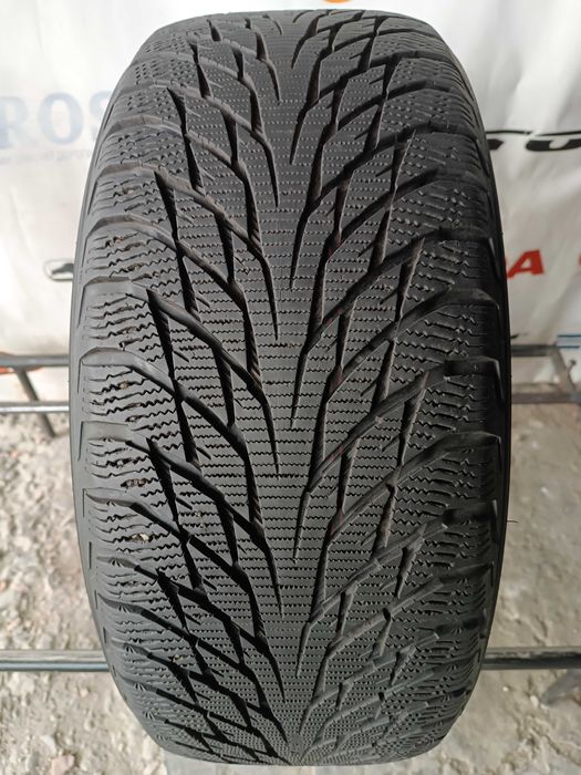 Зимова шина розпаровка 235/50 R18 Nokian hakkapeliitta r2
