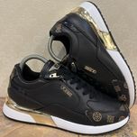 GUESS. Жіночі  кросівки. Оригінал. Розмір 41.