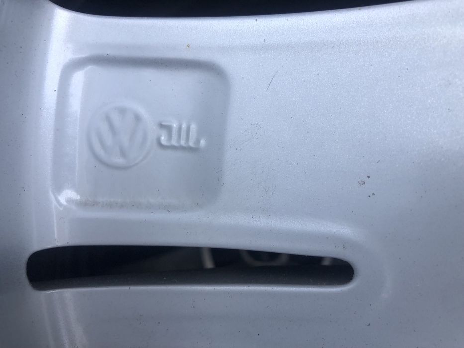 Alu VW Amarok T5 T6 Oem 17 5x120 Komplet