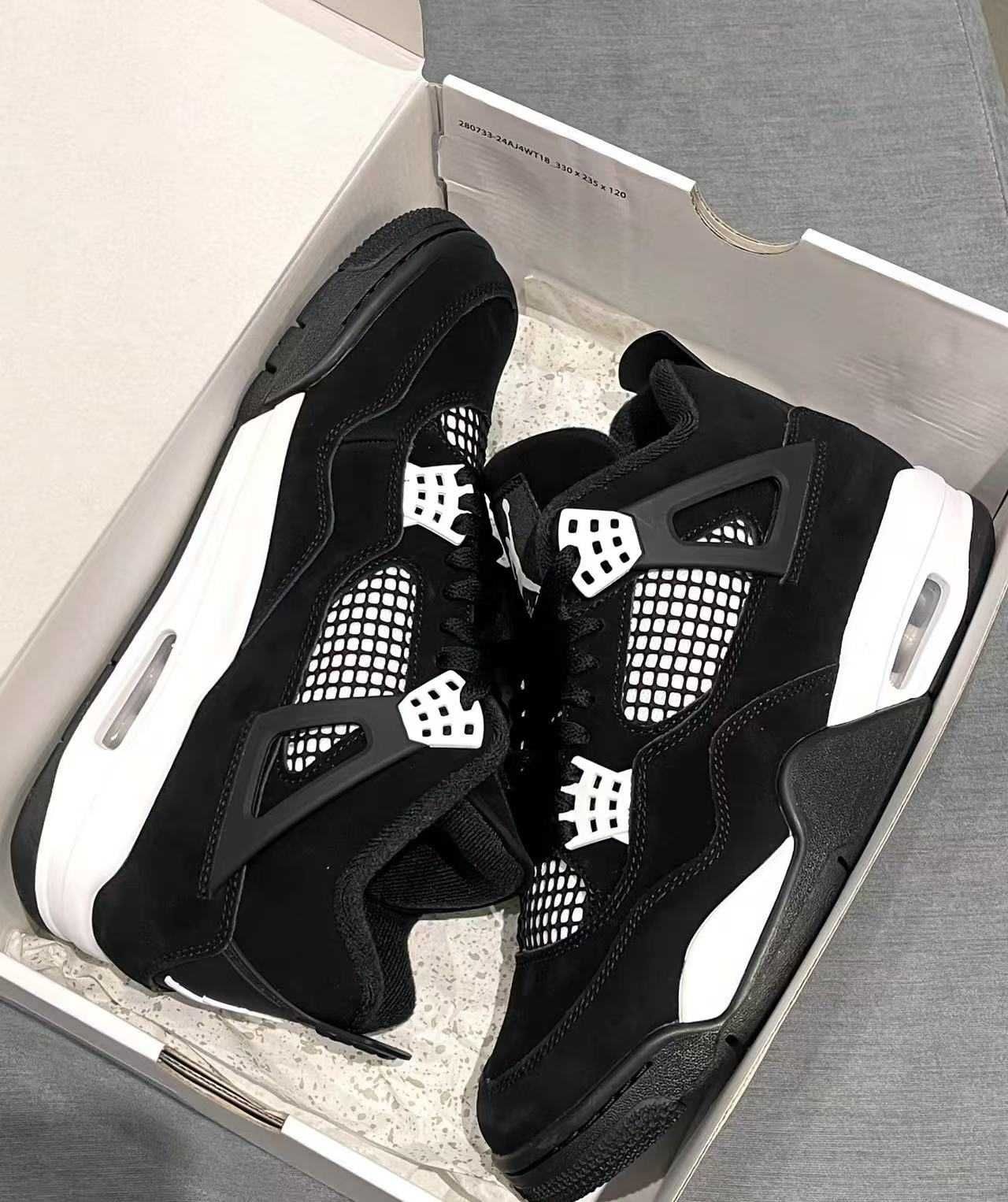 Jordan Air Jordan 4 Retro White Thunder R.46